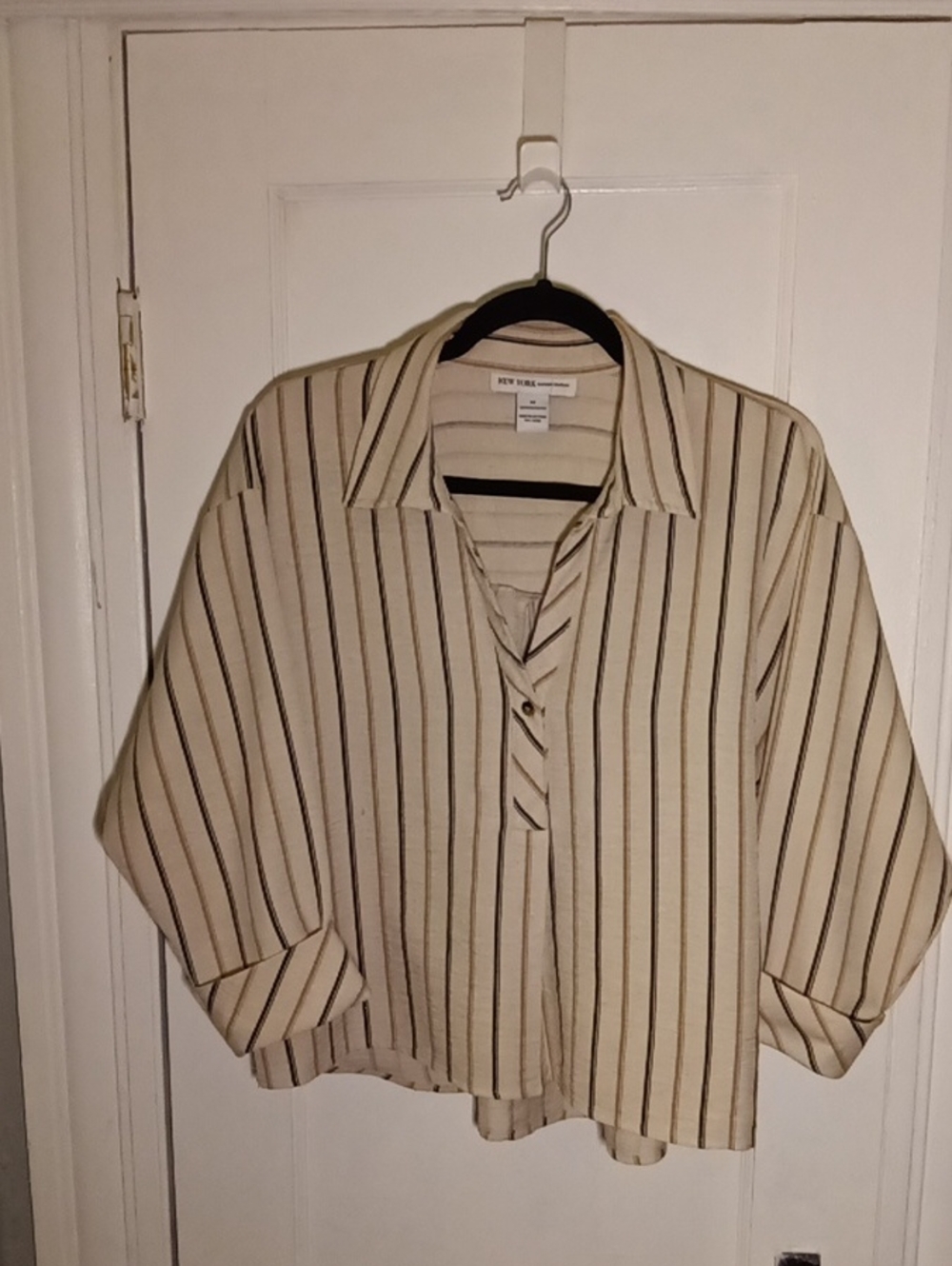 New York Clothing Company Cream Beige Vertical-Stripe Button-Front Women's Shirt